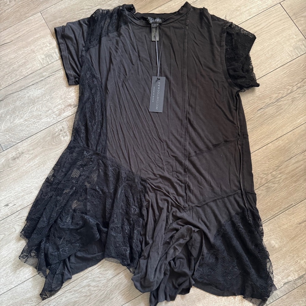 NWT Widow shredded romance midi dress